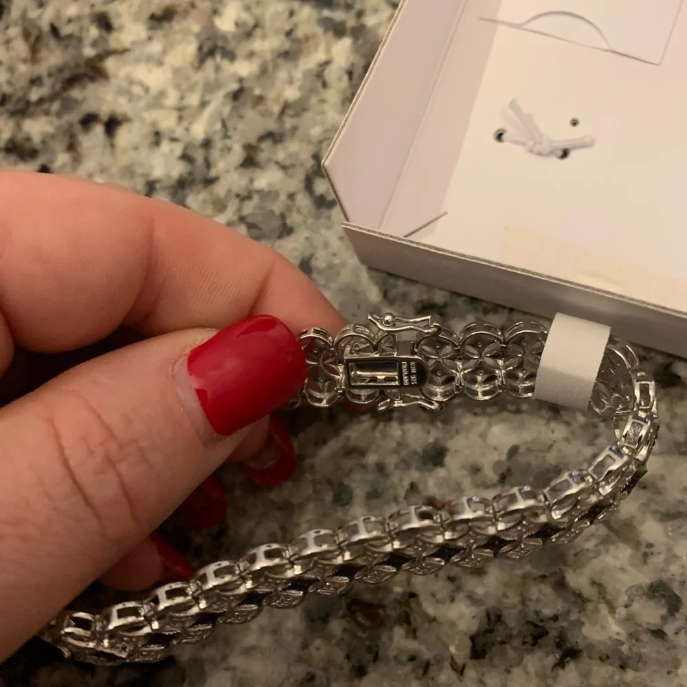 7.5 inch Sterling Silver White and Black Diamond filigree bracelet - Picture 4 of 6